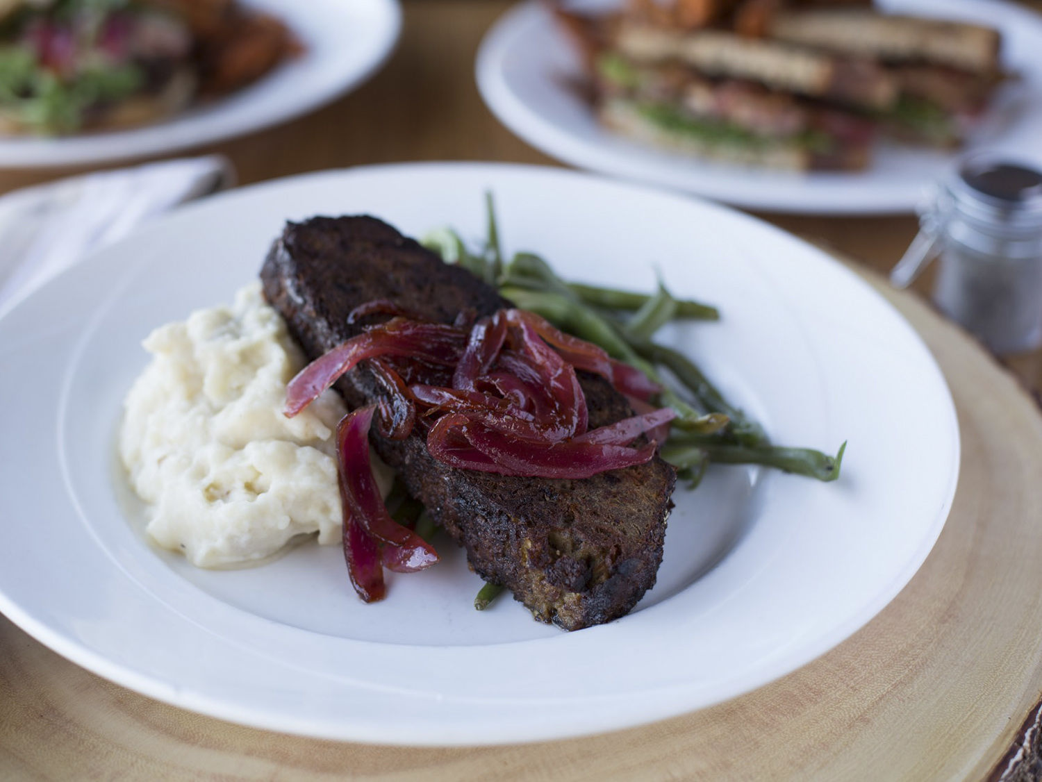 Deep Roots Restaurant and Bar